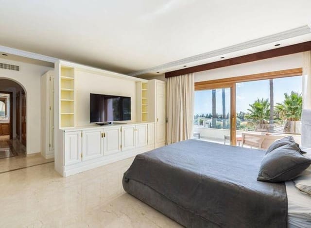 4 sypialnia Willa do wynajęcia w Lomas De Marbella, Marbella z basenem garażem - 14 000 € (Ref: 9560698)