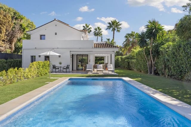 4 chambre Villa/Maison à vendre à Las Brisas, Marbella avec piscine garage - 2 650 000 € (Ref: 9564166)