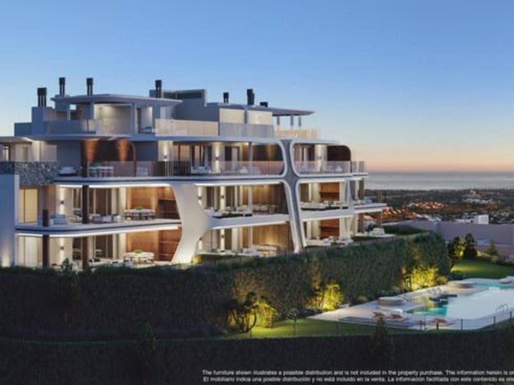 3 makuuhuone Huoneisto myytävänä paikassa La Quinta mukana uima-altaan 
autotalli - 2 400 000 € (Ref: 9564167)