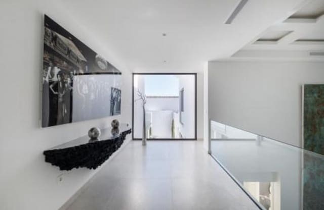 5 makuuhuone Huvila vuokrattavana paikassa Los Flamingos, Benahavís mukana uima-altaan 
autotalli - 22 000 € (Ref: 9567875)