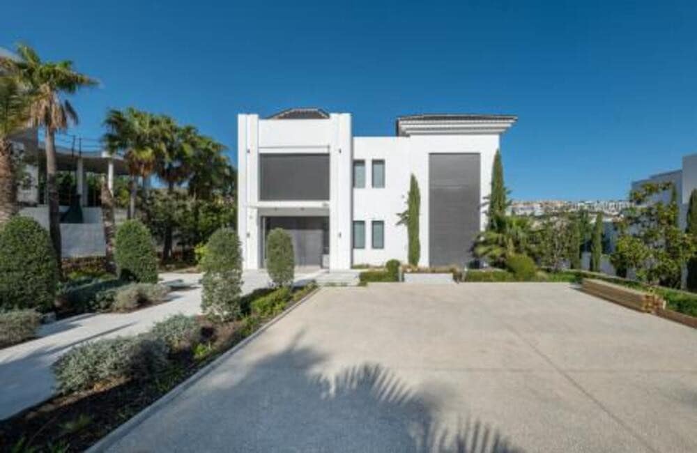 5 bedroom Villa for rent in Los Flamingos with pool garage - € 22,000 (Ref: 9567875)