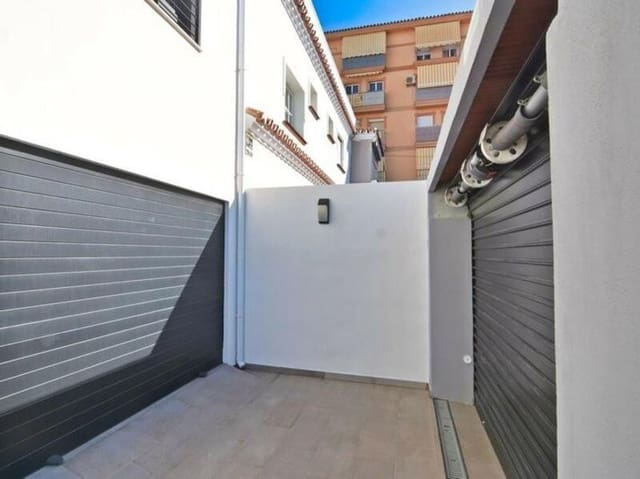 4 camera da letto Villa in vendita in Centro ciudad, Fuengirola con garage - 499.900 € (Rif: 9567878)