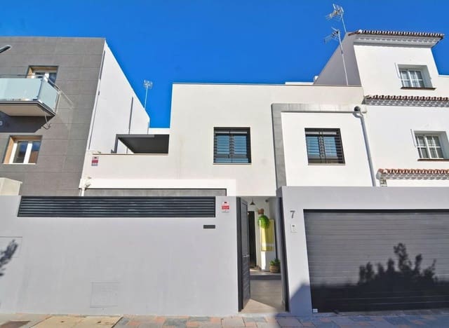 4 camera da letto Villa in vendita in Centro ciudad, Fuengirola con garage - 499.900 € (Rif: 9567878)