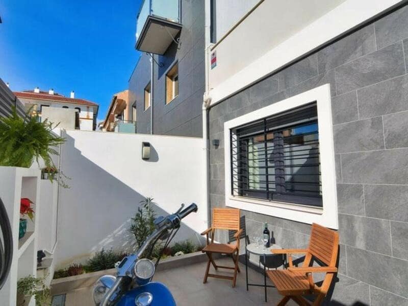 4 sypialnia Willa na sprzedaż w Fuengirola z garażem - 499 900 € (Ref: 9567878)