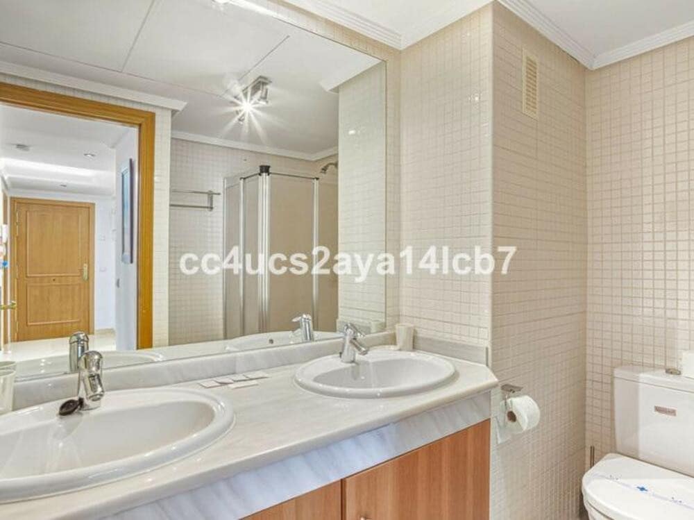 3 sypialnia Apartament na sprzedaż w Marbella z basenem garażem - 455 000 € (Ref: 9567879)