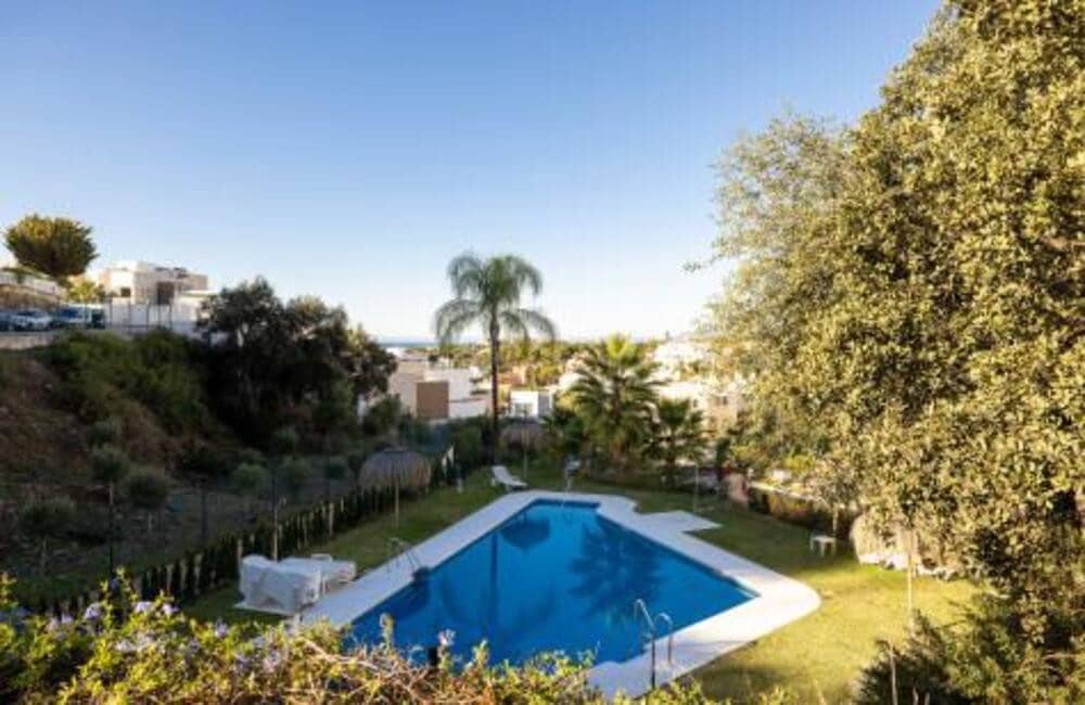 3 Zimmer Haus zu verkaufen in Marbella mit Pool Garage - 495.000 € (Ref: 9567881)
