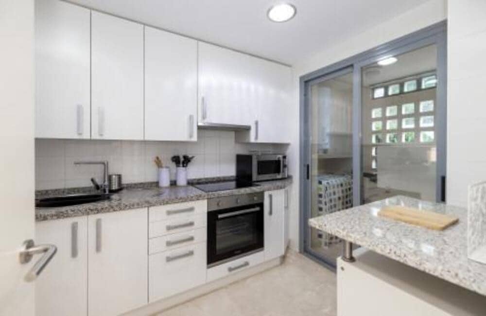 3 Zimmer Haus zu verkaufen in Marbella mit Pool Garage - 495.000 € (Ref: 9567881)