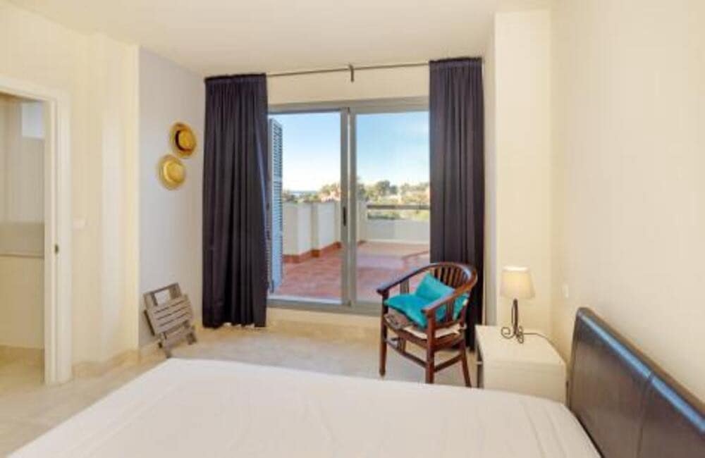 3 Zimmer Haus zu verkaufen in Marbella mit Pool Garage - 495.000 € (Ref: 9567881)