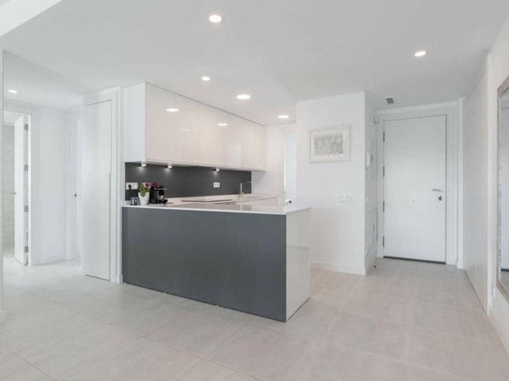 2 sypialnia Apartament na sprzedaż w Estepona z basenem garażem - 495 000 € (Ref: 9570355)