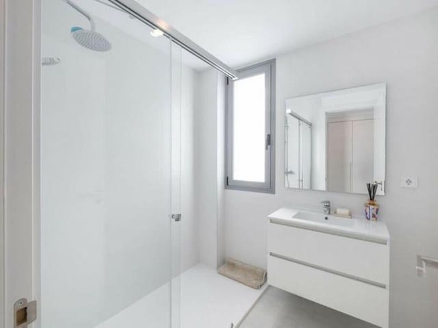 2 Zimmer Apartment zu vermieten in Villacana - Costalita - Saladillo, Estepona mit Pool Garage - 2.700 € (Ref: 9570356)