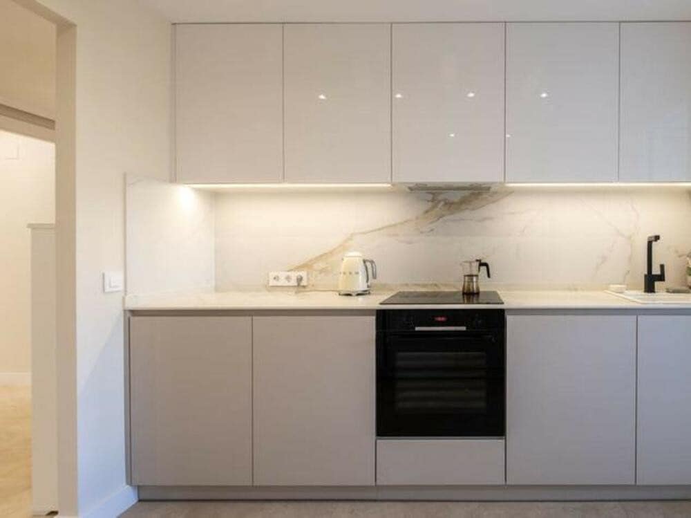 2 makuuhuone Huoneisto vuokrattavana paikassa New Golden Mile mukana uima-altaan 
autotalli - 2 500 € (Ref: 9570357)