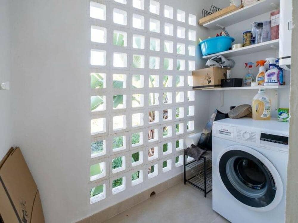 2 makuuhuone Huoneisto vuokrattavana paikassa New Golden Mile mukana uima-altaan 
autotalli - 2 500 € (Ref: 9570357)