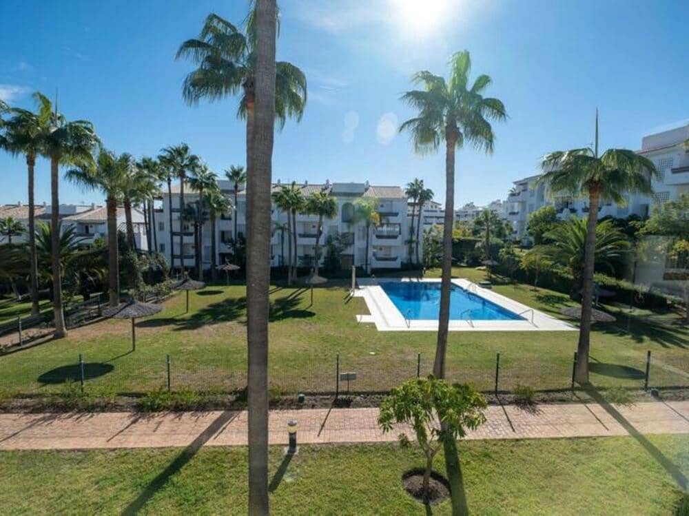 2 makuuhuone Huoneisto vuokrattavana paikassa New Golden Mile mukana uima-altaan 
autotalli - 2 500 € (Ref: 9570357)