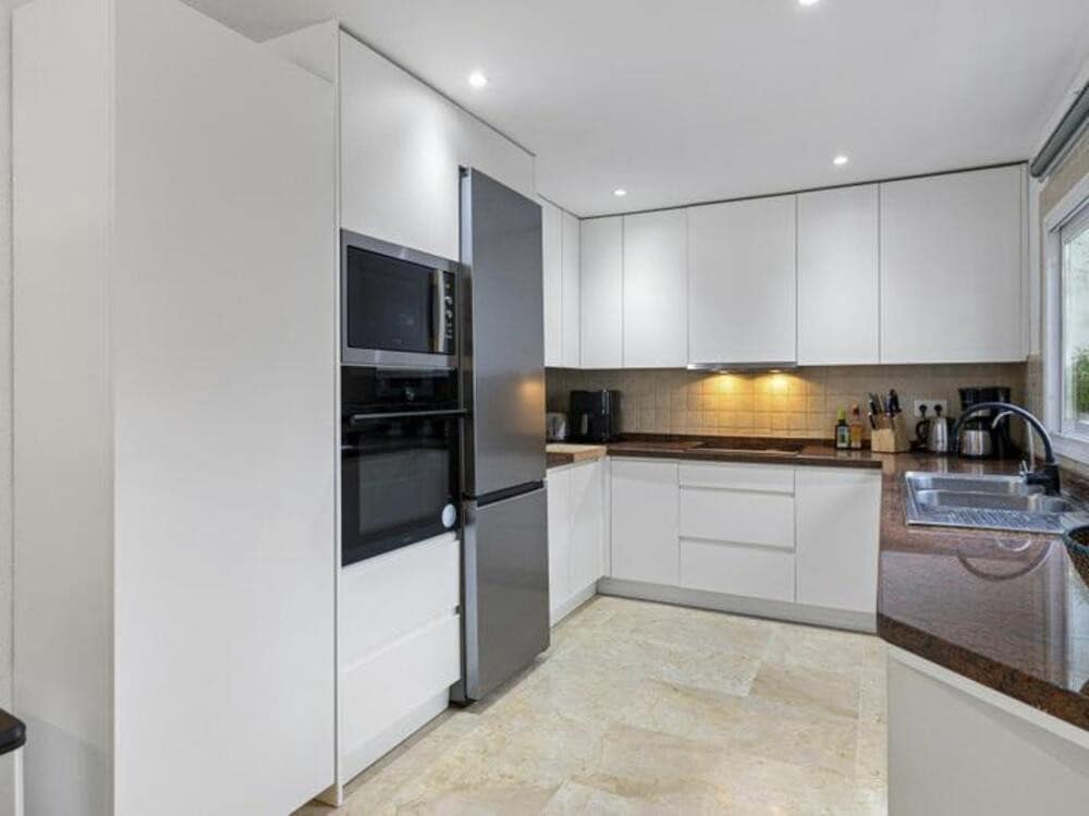 3 soveværelse Semi-Rækkehus til salg i Atalaya-Isdabe med swimmingpool garage - € 480.000 (Ref: 9570358)