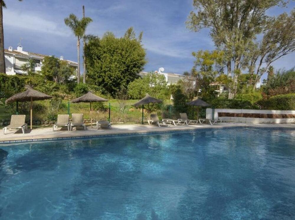 3 soveværelse Semi-Rækkehus til salg i Atalaya-Isdabe med swimmingpool garage - € 480.000 (Ref: 9570358)