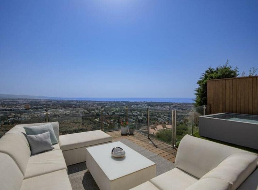 3 Zimmer Haus zu verkaufen in Benahavis mit Pool Garage - 895.000 € (Ref: 9573685)