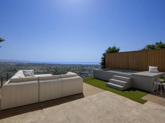 3 Zimmer Haus zu verkaufen in Benahavís pueblo, Benahavís mit Pool Garage - 895.000 € (Ref: 9573685)