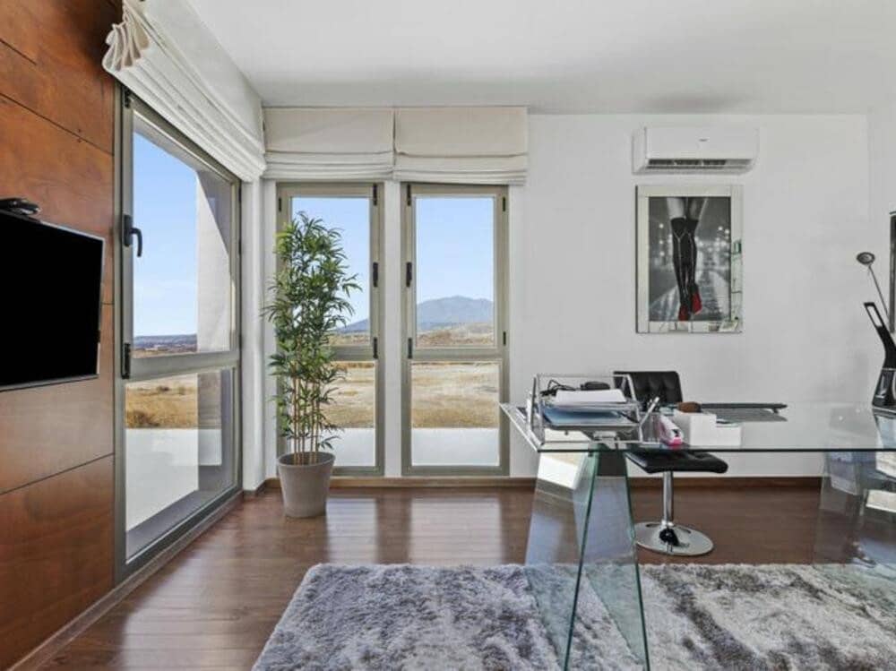 3 Zimmer Haus zu verkaufen in Benahavis mit Pool Garage - 895.000 € (Ref: 9573685)