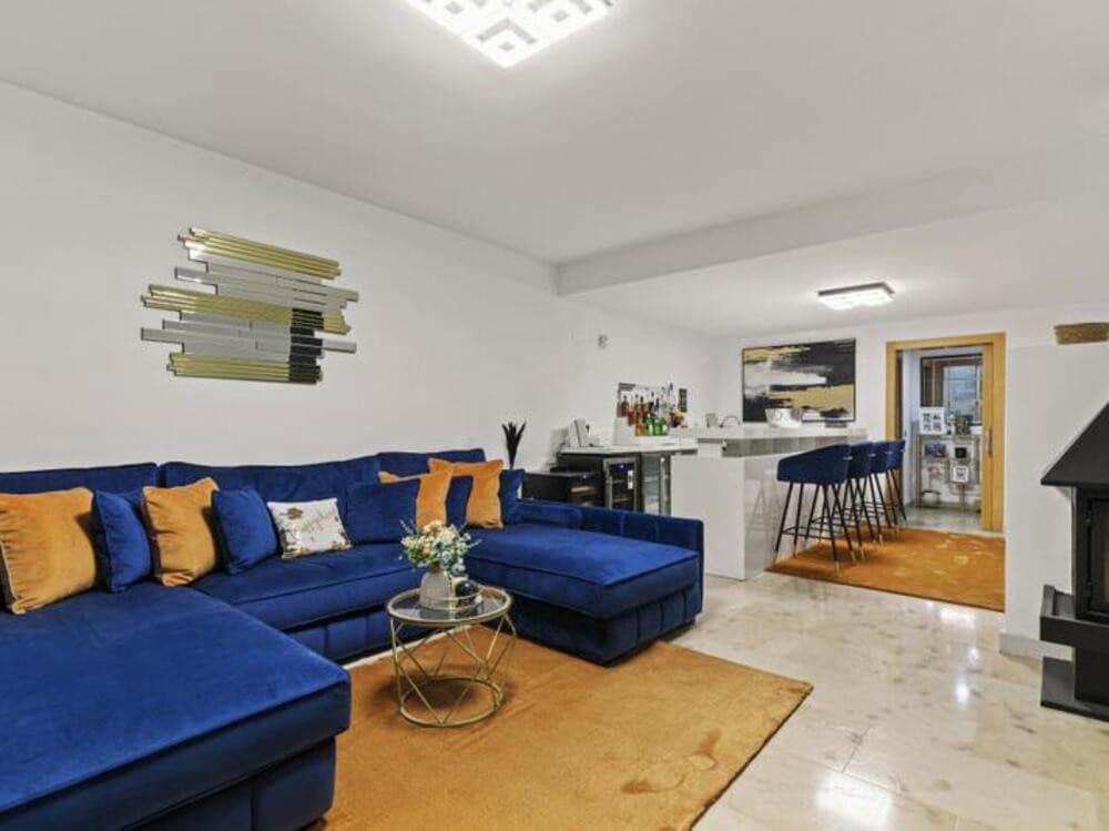 3 Zimmer Haus zu verkaufen in Benahavis mit Pool Garage - 895.000 € (Ref: 9573685)