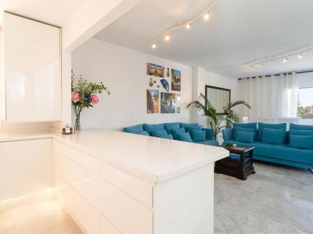 2 sypialnia Apartament na sprzedaż w Marbella z basenem garażem - 330 000 € (Ref: 9573686)