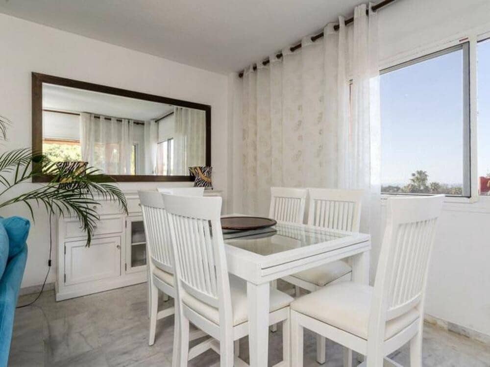 2 sypialnia Apartament na sprzedaż w Marbella z basenem garażem - 330 000 € (Ref: 9573686)