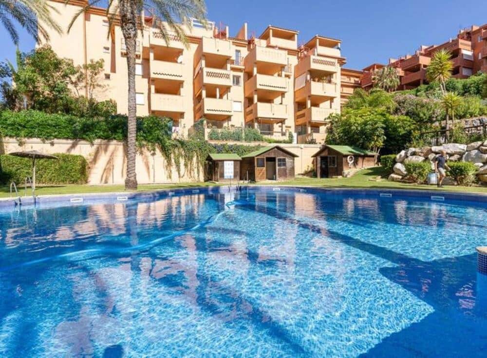 2 sypialnia Apartament na sprzedaż w Marbella z basenem garażem - 330 000 € (Ref: 9573686)