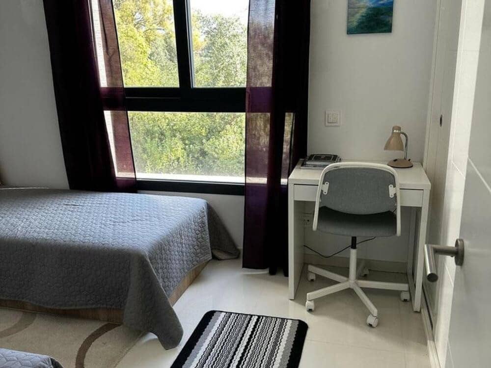 2 sovrum Lägenhet att hyra i Estepona med pool garage - 2 900 € (Ref: 9573687)