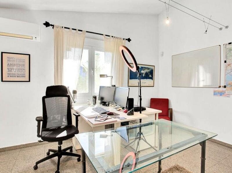 Villa/Maison de 6 chambres à louer à Marbella avec piscine garage - 7 500 € (Ref: 9581382)