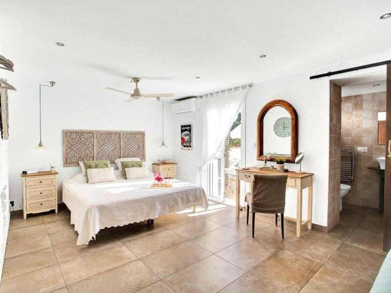 Villa/Maison de 6 chambres à louer à Marbella avec piscine garage - 7 500 € (Ref: 9581382)