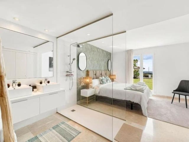 3 quarto Apartamento para arrendar em El Paraíso, Benahavís com piscina garagem - 3 500 € (Ref: 9581383)