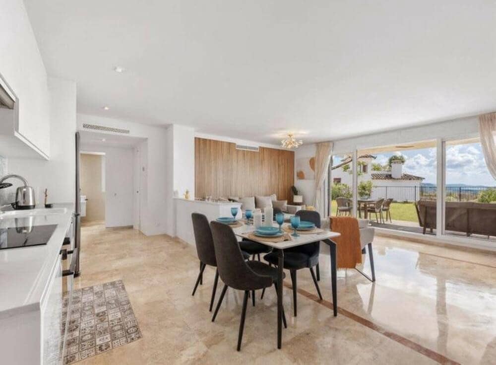 3 quarto Apartamento para arrendar em Benahavis com piscina garagem - 3 500 € (Ref: 9581383)