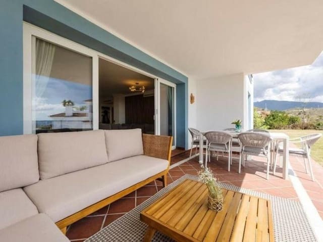 3 quarto Apartamento para arrendar em El Paraíso, Benahavís com piscina garagem - 3 500 € (Ref: 9581383)