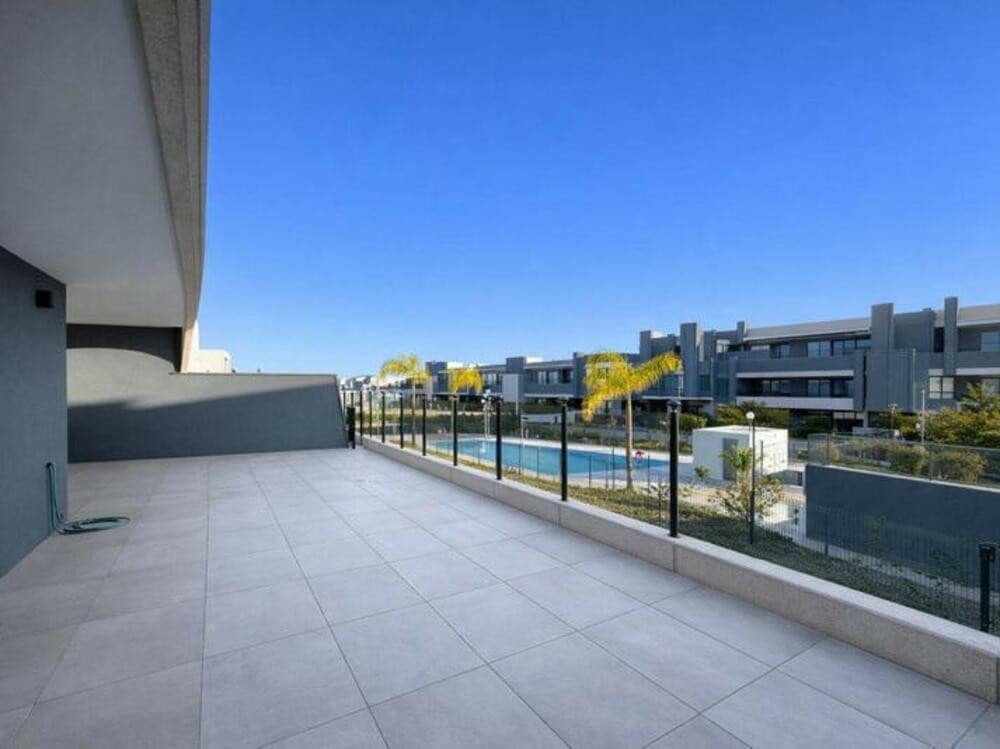 3 quarto Apartamento para arrendar em Estepona com piscina garagem - 2 400 € (Ref: 9590586)