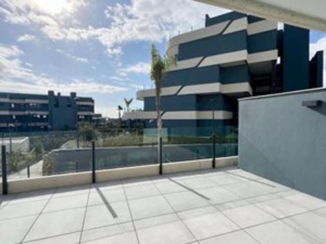 3 quarto Apartamento para arrendar em La Concha - Resina Golf, Estepona com piscina garagem - 2 400 € (Ref: 9590586)