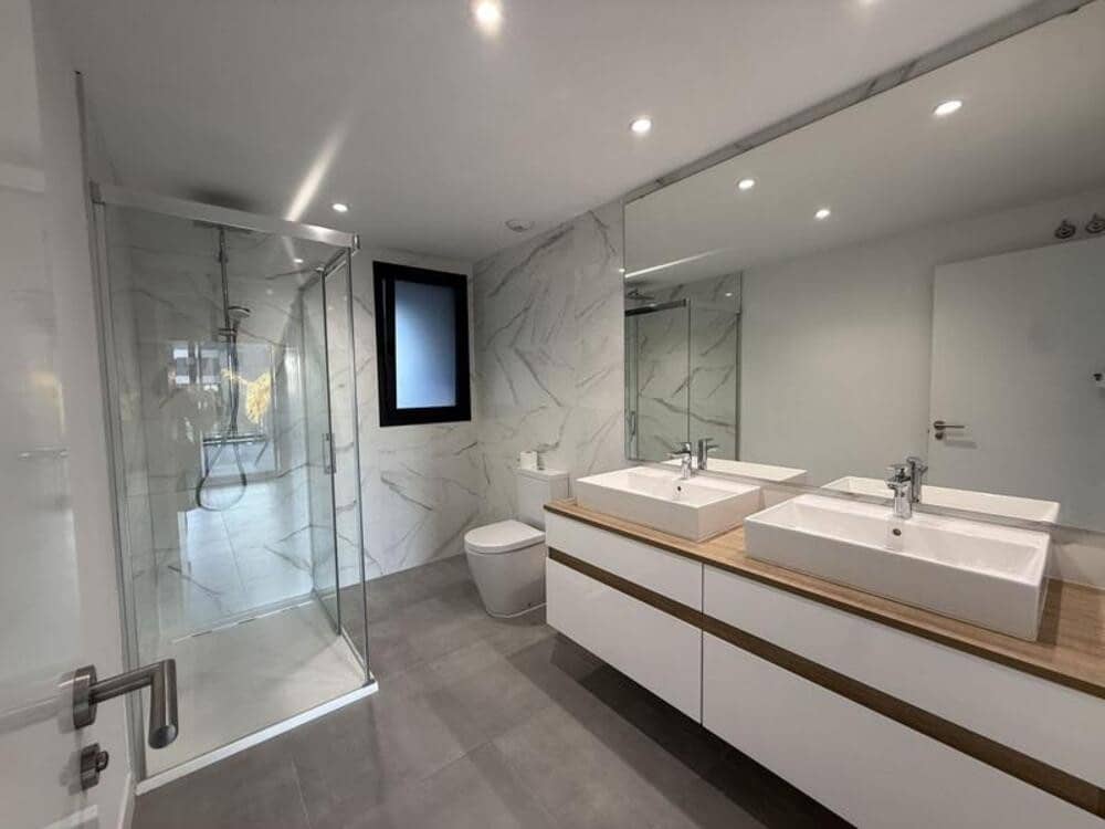 3 quarto Apartamento para arrendar em Estepona com piscina garagem - 2 400 € (Ref: 9590586)