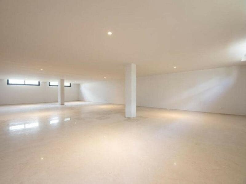 Villa/Maison de 6 chambres à louer à El Paraiso avec piscine garage - 14 850 € (Ref: 9590587)