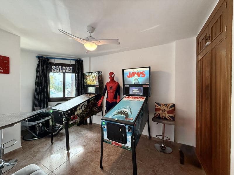 3 camera da letto Villa in vendita in Riviera del Sol con piscina garage - 595.000 € (Rif: 9590588)