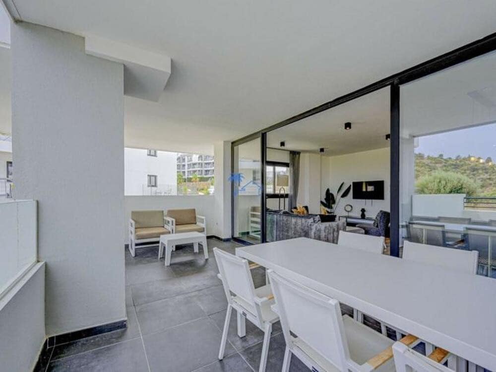 3 sypialnia Apartament na sprzedaż w Mijas Costa z basenem garażem - 419 000 € (Ref: 9594485)