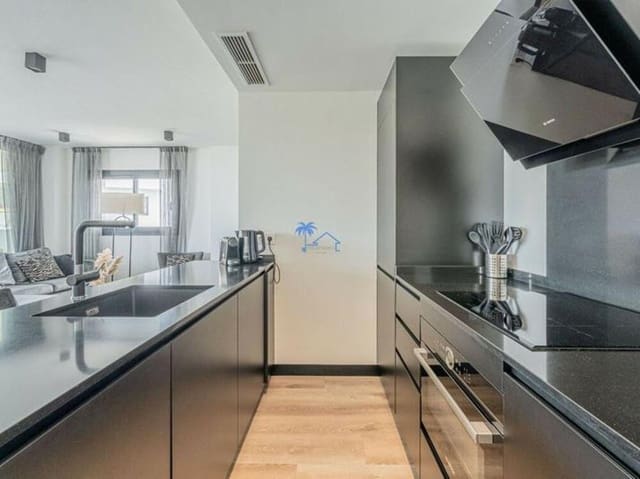 3 sypialnia Apartament na sprzedaż w Mijas Costa, Mijas z basenem garażem - 419 000 € (Ref: 9594485)