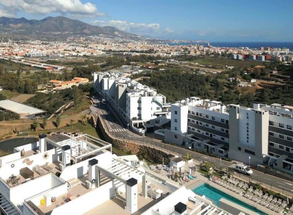 3 sypialnia Apartament na sprzedaż w Mijas Costa z basenem garażem - 419 000 € (Ref: 9594485)