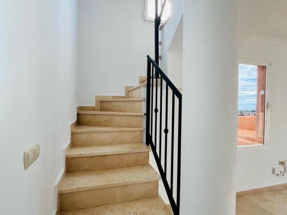 2 slaapkamer Penthouse te koop in Marbella met zwembad garage - € 480.000 (Ref: 9598499)