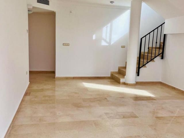 2 slaapkamer Penthouse te koop in Elviria, Marbella met zwembad garage - € 480.000 (Ref: 9598499)