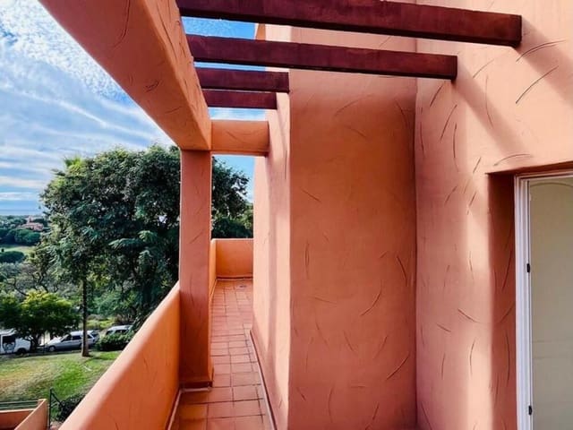 2 slaapkamer Penthouse te koop in Elviria, Marbella met zwembad garage - € 480.000 (Ref: 9598499)