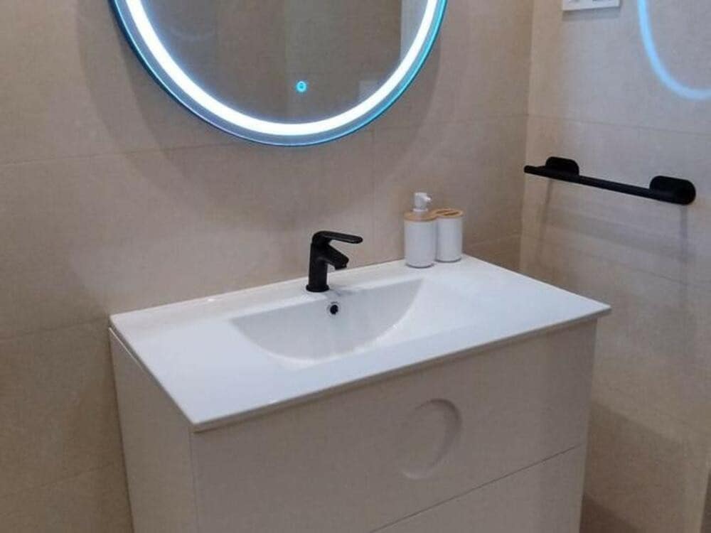 1 soveværelse Lejlighed til leje i Marbella med garage - € 1.700 (Ref: 9603710)