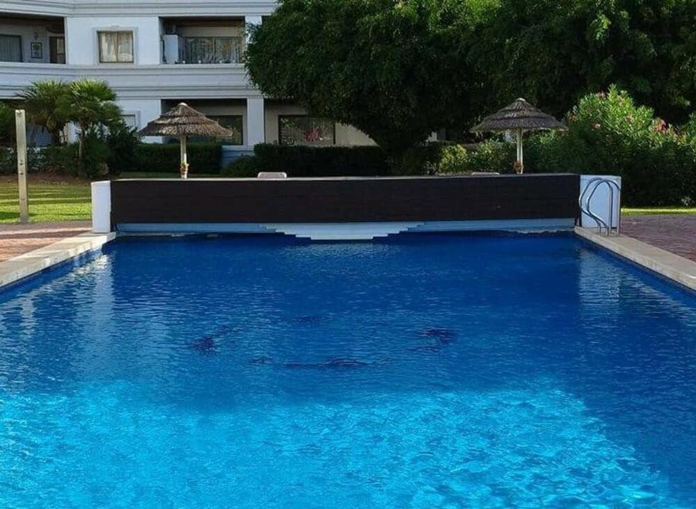 1 soveværelse Lejlighed til leje i Marbella med garage - € 1.700 (Ref: 9603710)