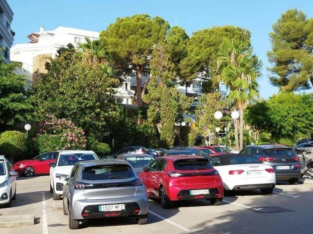 1 soveværelse Lejlighed til leje i Marbella med garage - € 1.700 (Ref: 9603710)