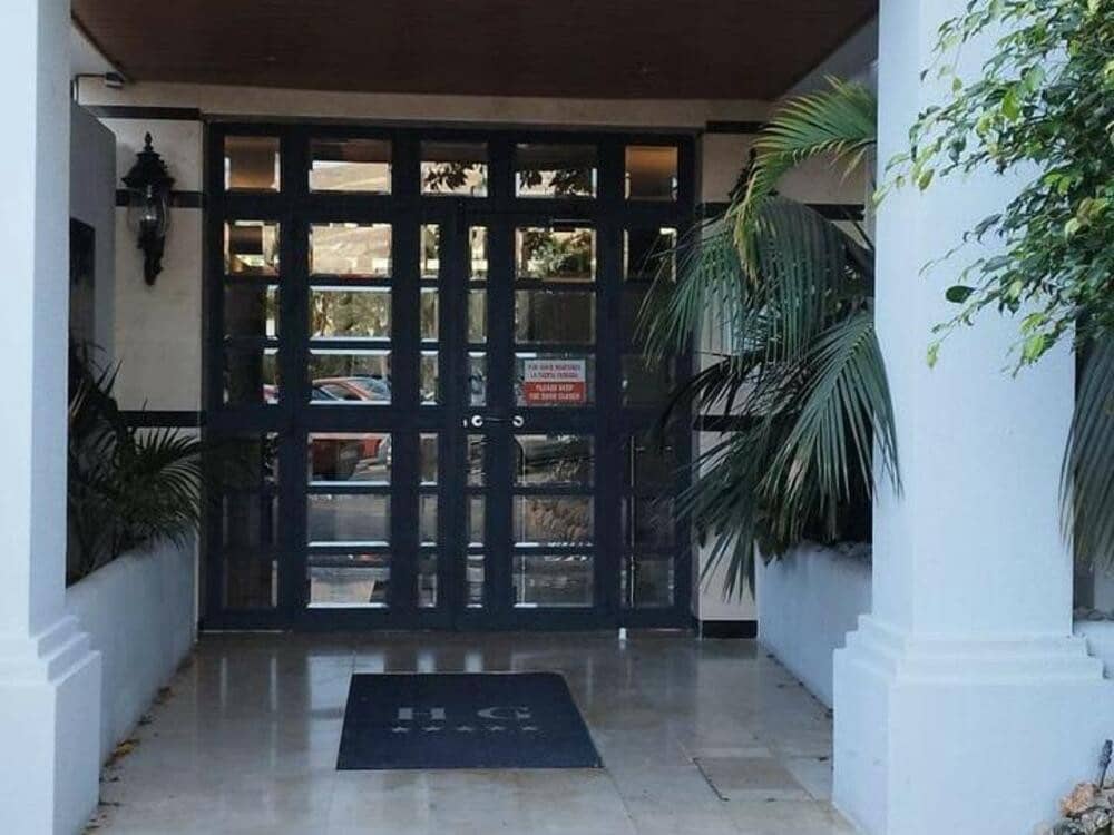 1 soveværelse Lejlighed til leje i Marbella med garage - € 1.700 (Ref: 9603710)