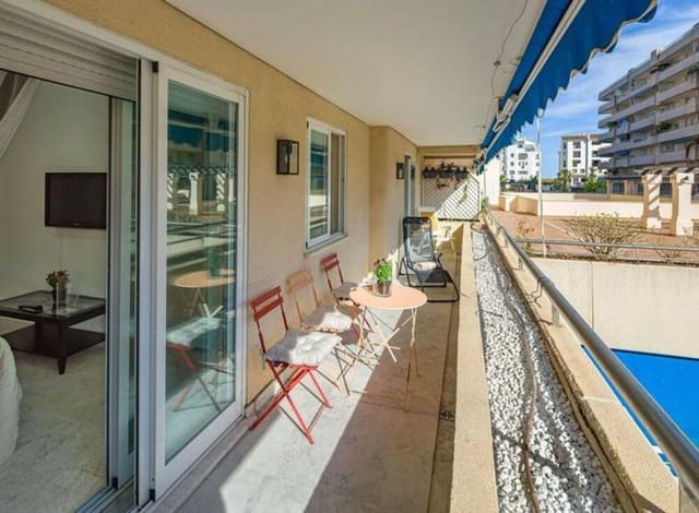 2 bedroom Apartment for rent in Puerto Banus, Marbella with pool garage - € 2,200 (Ref: 9607022)