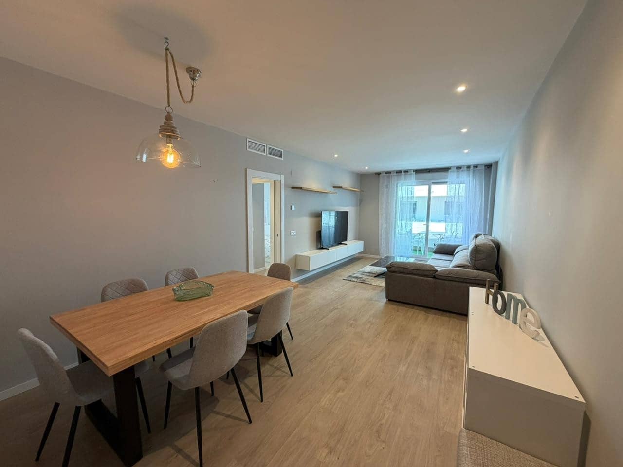 3 bedroom Apartment for rent in Marbella with pool garage - € 2,650 (Ref: 9610658)