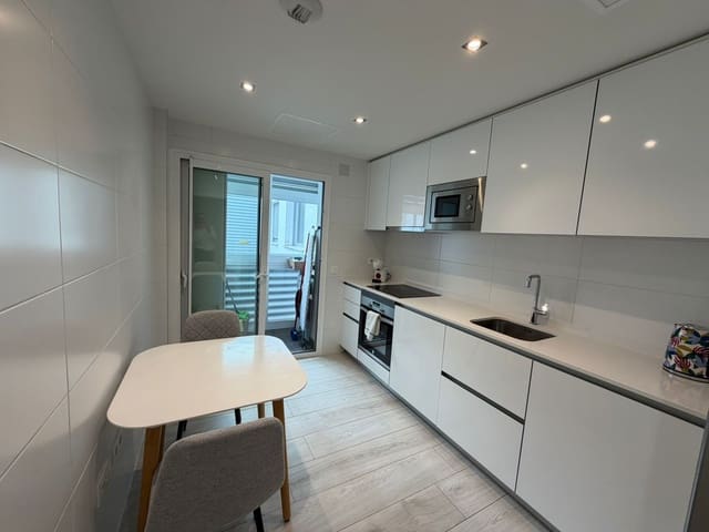 3 makuuhuone Huoneisto vuokrattavana paikassa Rodeo Alto - Guadaiza - La Campana, Marbella mukana uima-altaan 
autotalli - 2 650 € (Ref: 9610658)